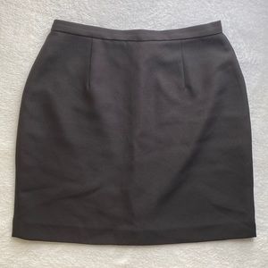 L&V New York black skirt (10P)